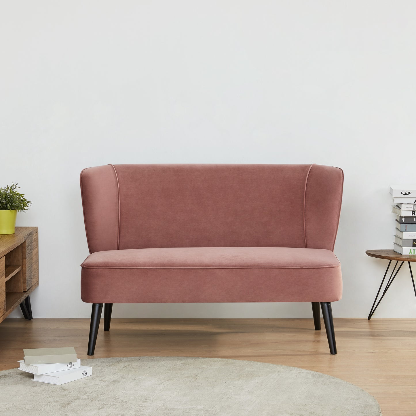 Manhattan Loveseat - Velvet